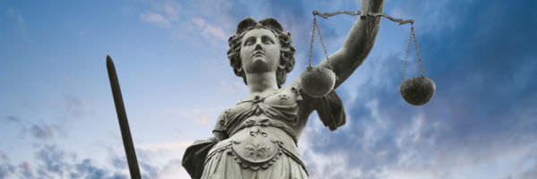 What to expect when hiring a lawyer